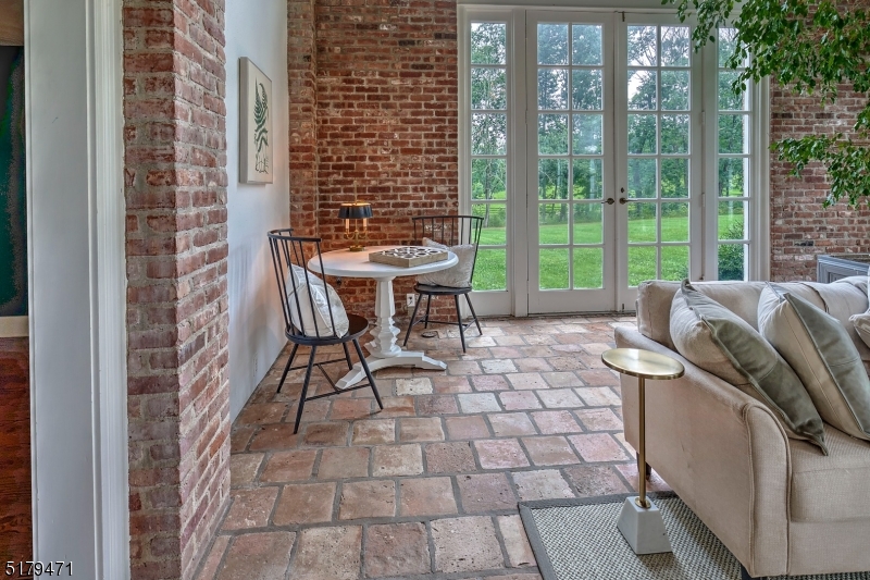 Hunt Country - Residential