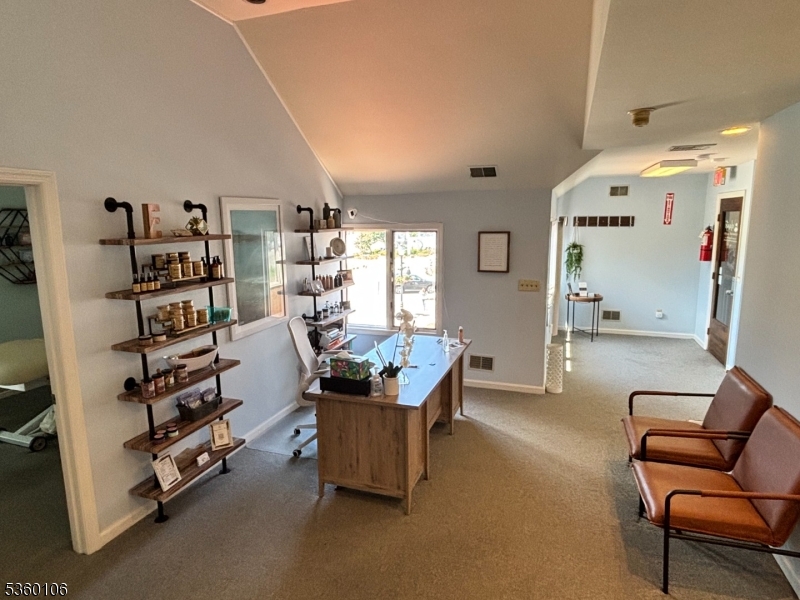 Broadway - Commercial Lease