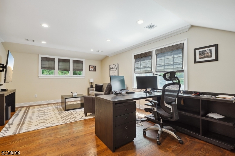 Hartshorn - Residential