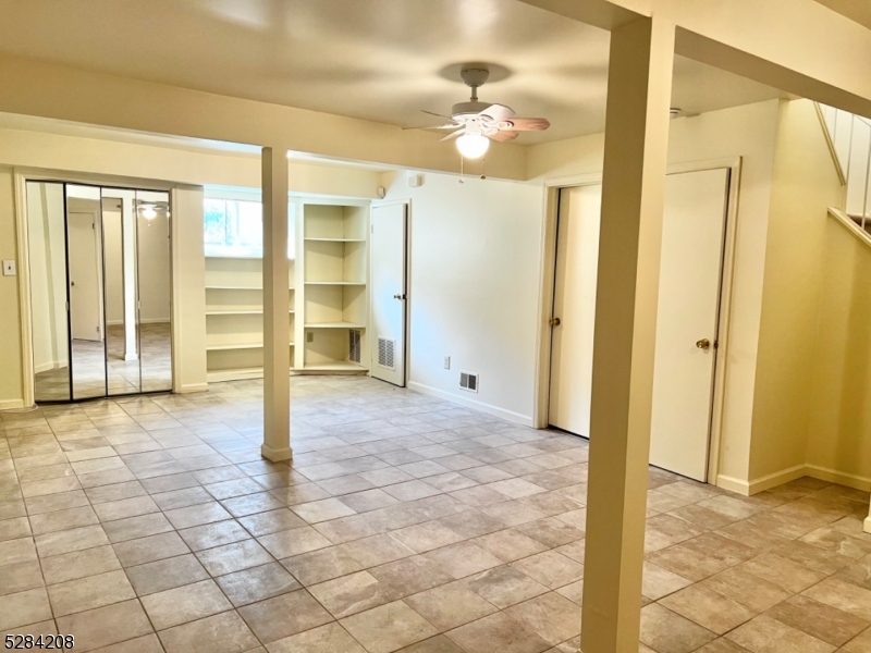 HIGHPOINT COMMUNITY - Residential Lease