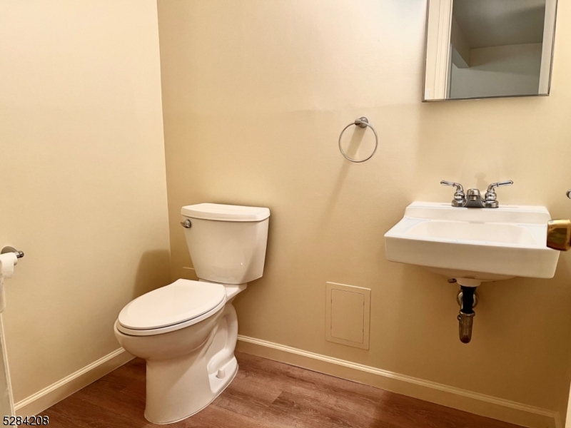 HIGHPOINT COMMUNITY - Residential Lease