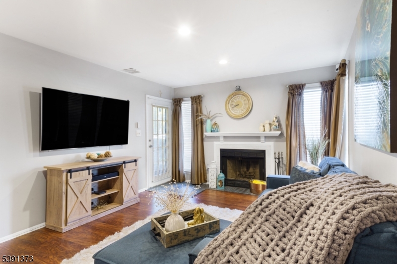 The Pointe - Residential