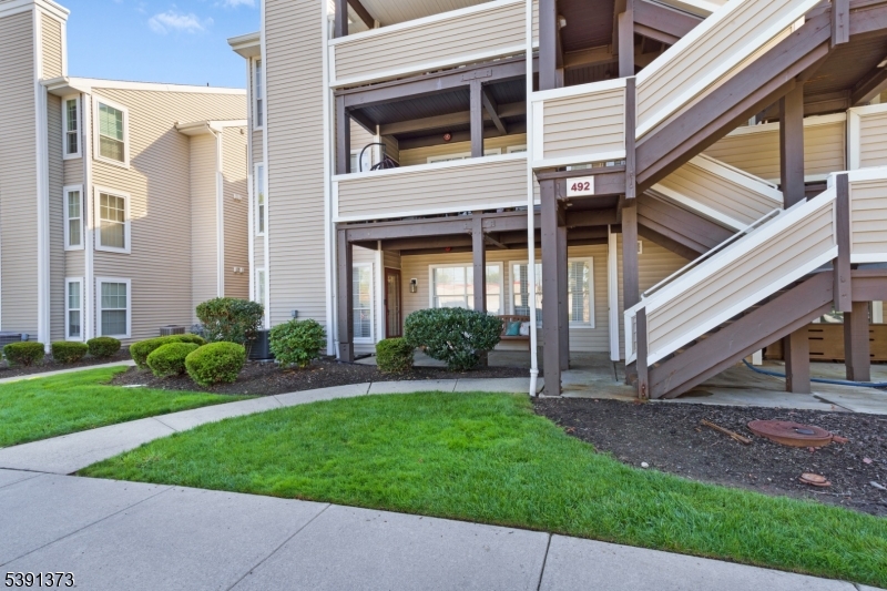 The Pointe - Residential