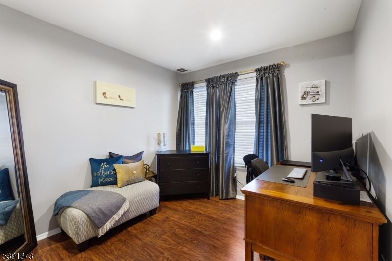 The Pointe - Residential