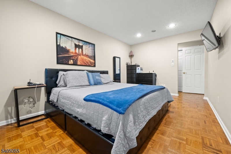 Wilson Towers - Residential