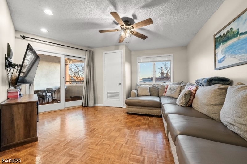 Wilson Towers - Residential