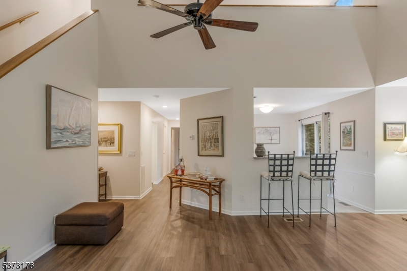 THE HILLS/ FOUR OAKS - Residential