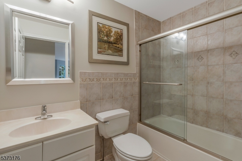 THE HILLS/ FOUR OAKS - Residential