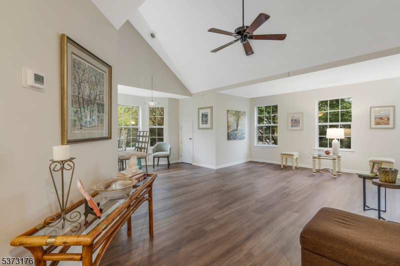 THE HILLS/ FOUR OAKS - Residential