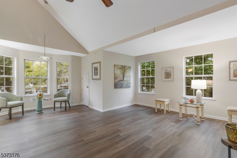 THE HILLS/ FOUR OAKS - Residential