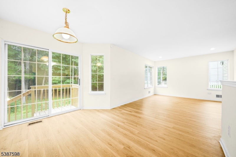 Country Oaks - Residential