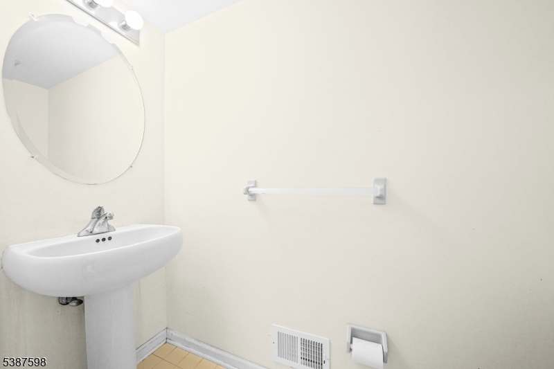 Country Oaks - Residential