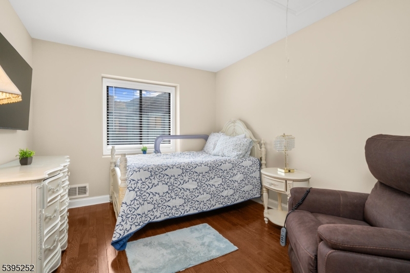 Hastings Square - Residential