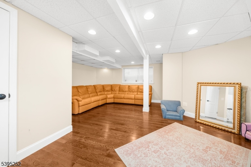 Hastings Square - Residential