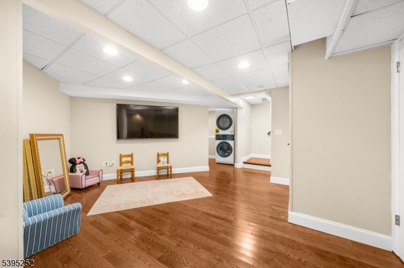 Hastings Square - Residential