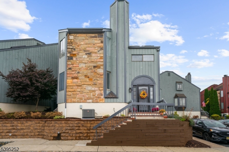 Hastings Square - Residential