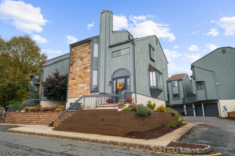 Hastings Square - Residential