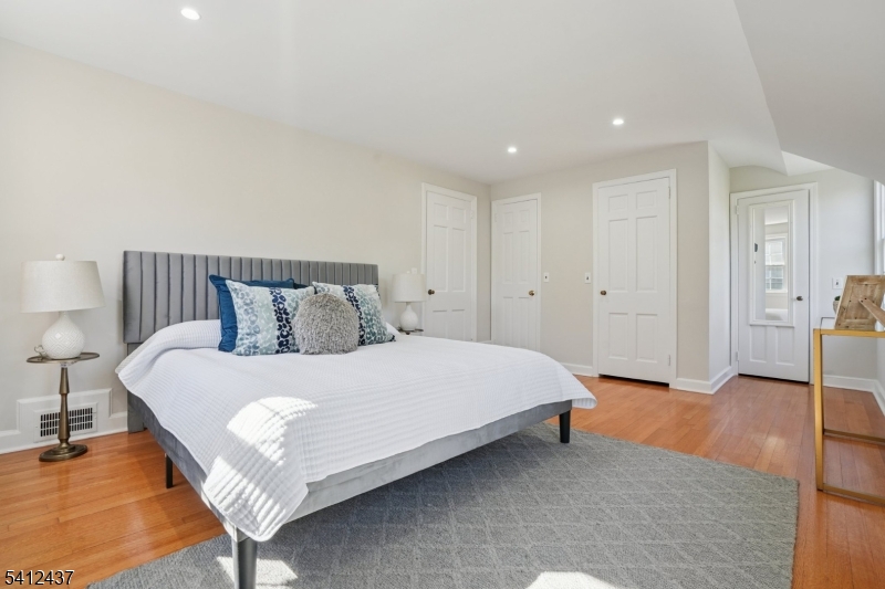 GLENWOOD - Residential Lease