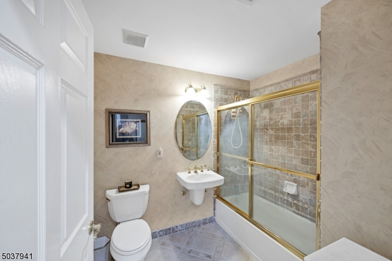 Regency Club - Residential Lease