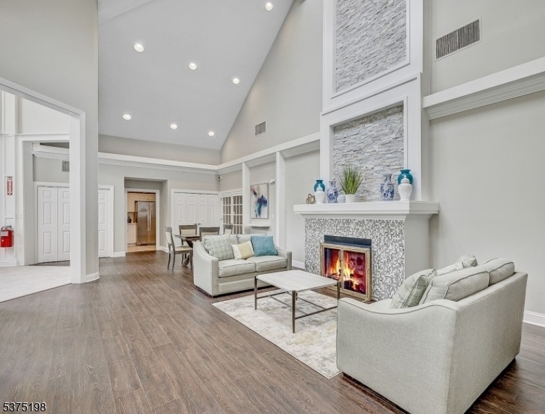 Regency Club - Residential Lease