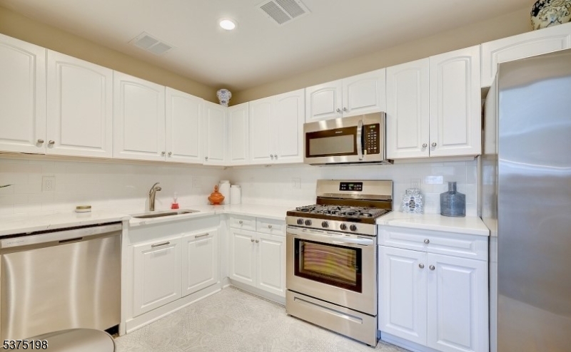 Regency Club - Residential Lease