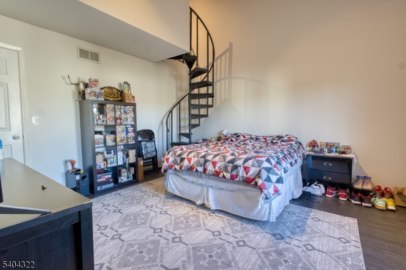 Rolling Hills - Residential