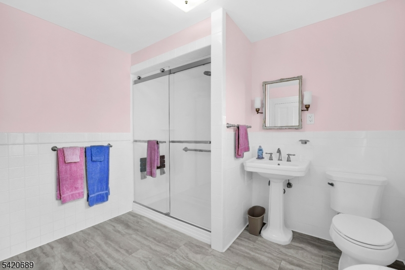 Newfoundland - Deerhaven - Residential