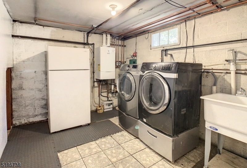 White Meadow Lake - Residential