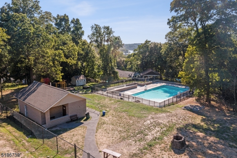 White Meadow Lake - Residential