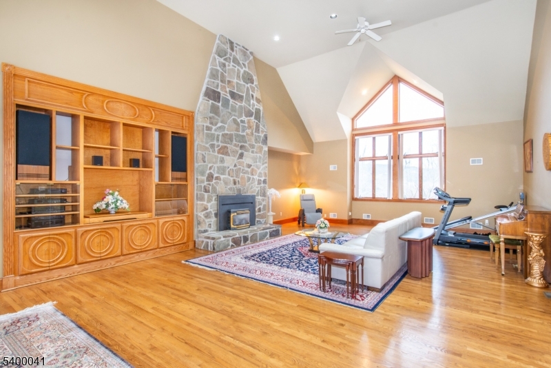 Hendel Estates - Residential