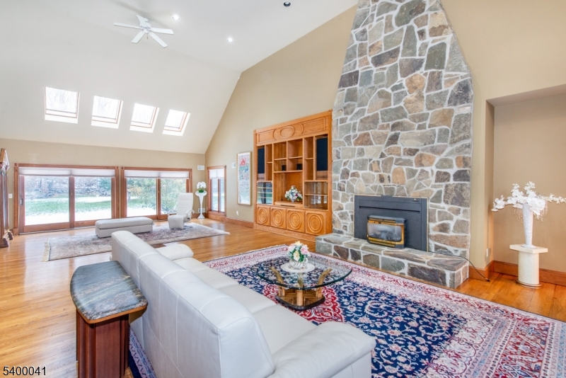 Hendel Estates - Residential