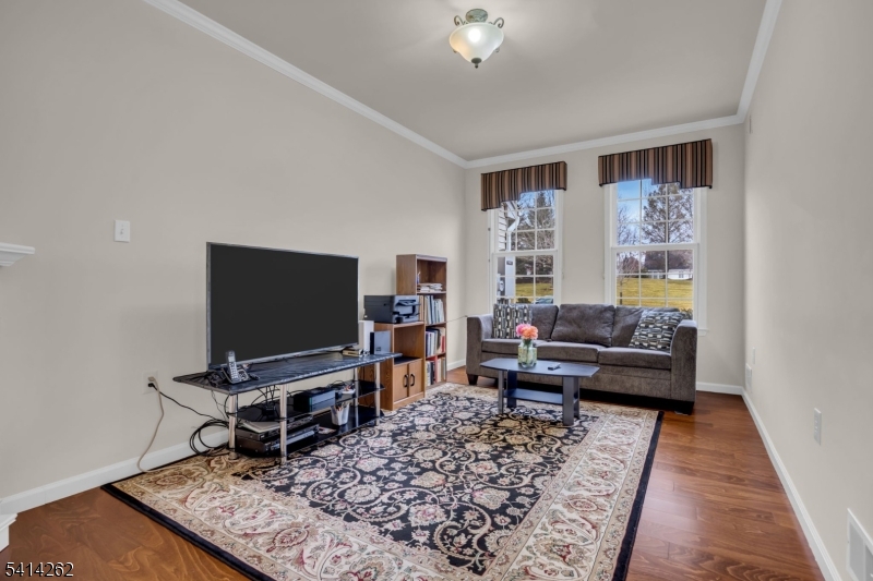 CANAL WALK - Residential