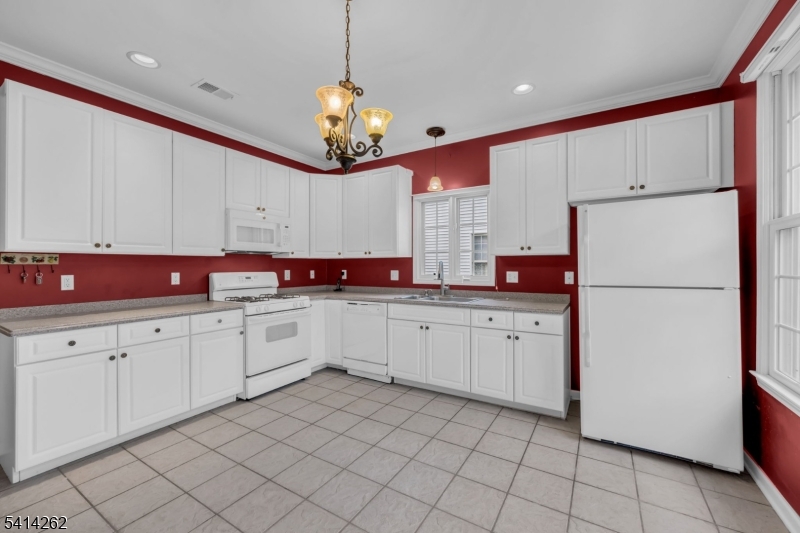 CANAL WALK - Residential