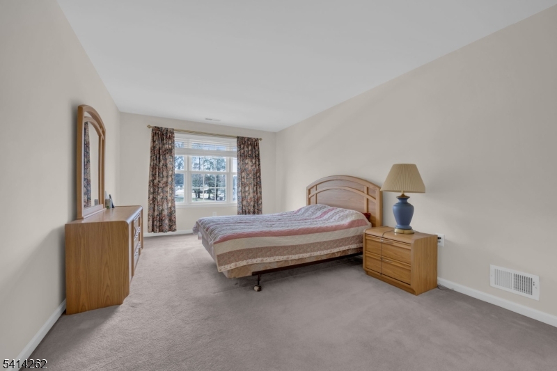 CANAL WALK - Residential