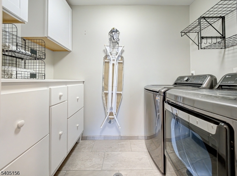 Oak Ridge - Residential