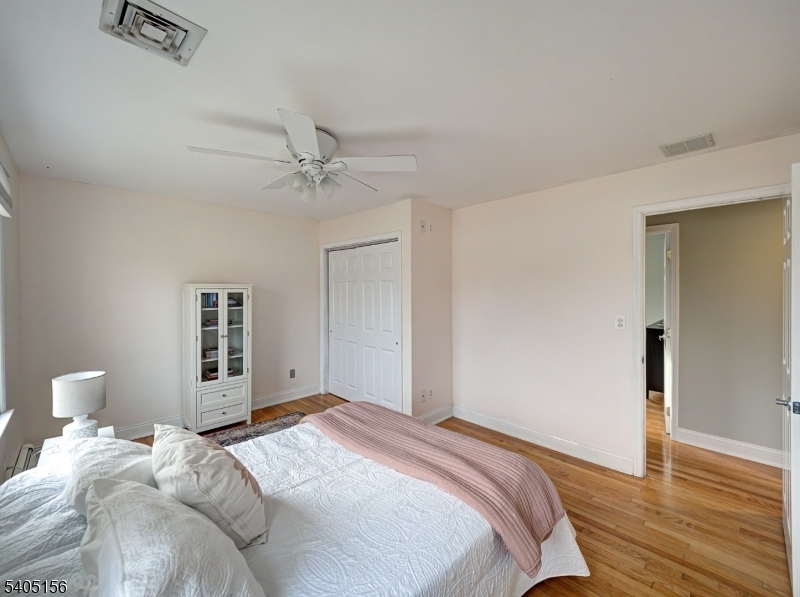 Oak Ridge - Residential