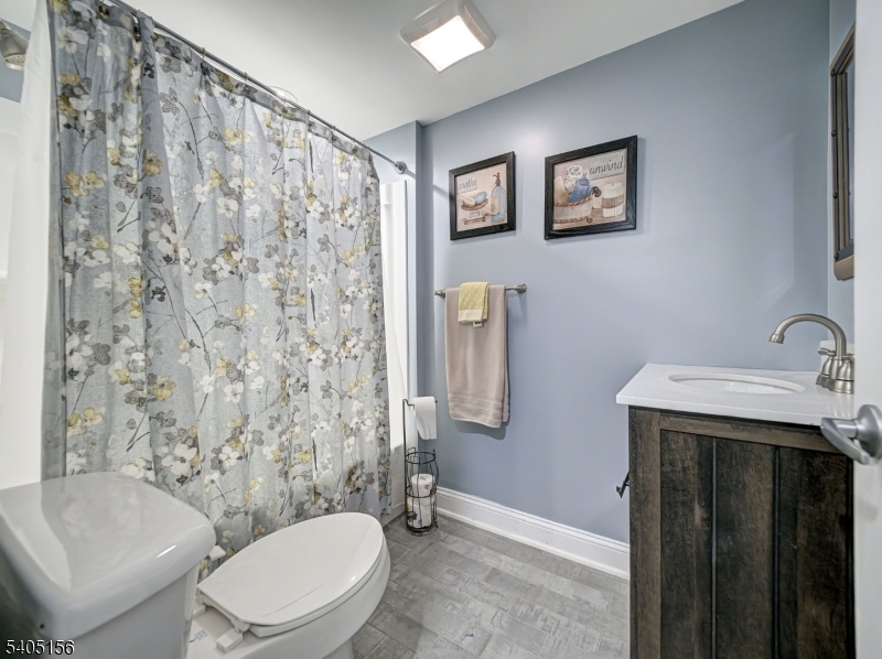 Oak Ridge - Residential