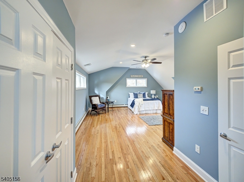 Oak Ridge - Residential