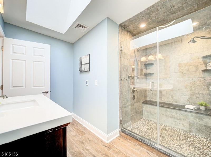 Oak Ridge - Residential