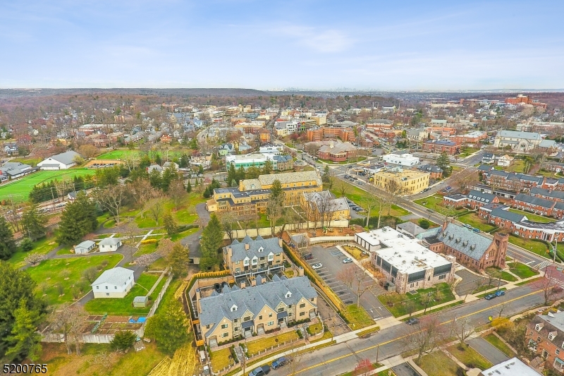 Downtown Summit - Residential