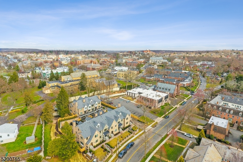 Downtown Summit - Residential