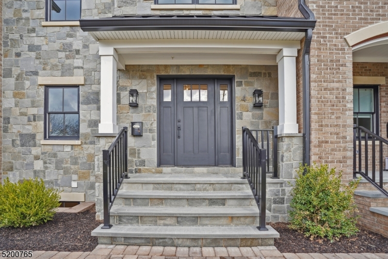 Downtown Summit - Residential