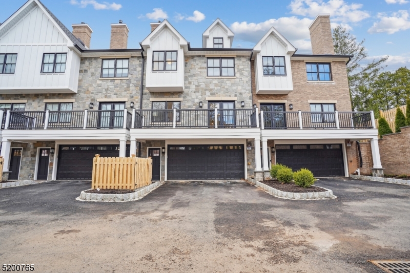 Downtown Summit - Residential