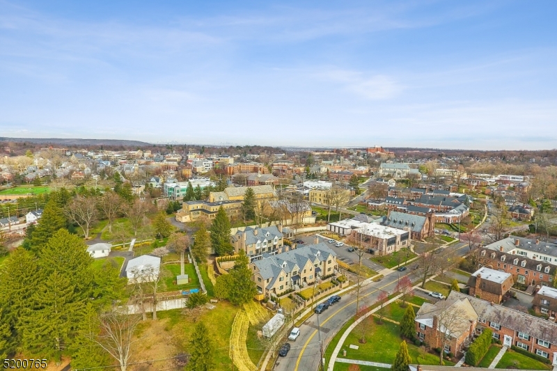 Downtown Summit - Residential