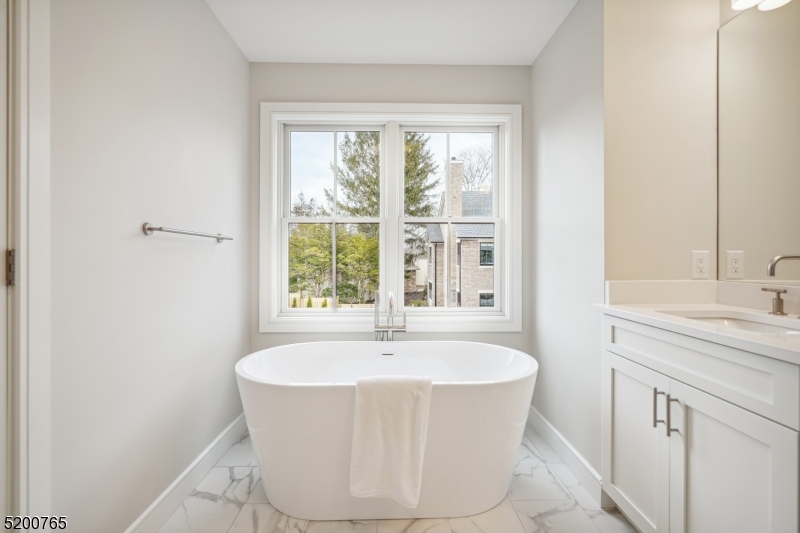 Downtown Summit - Residential