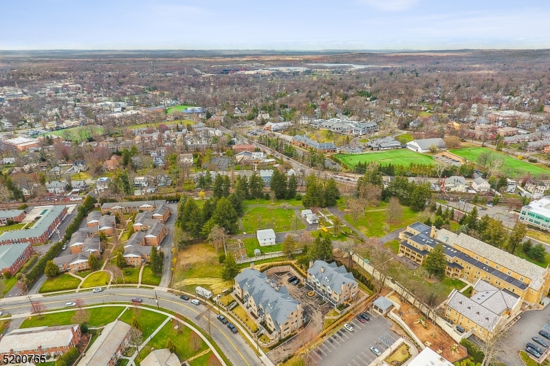 Downtown Summit - Residential