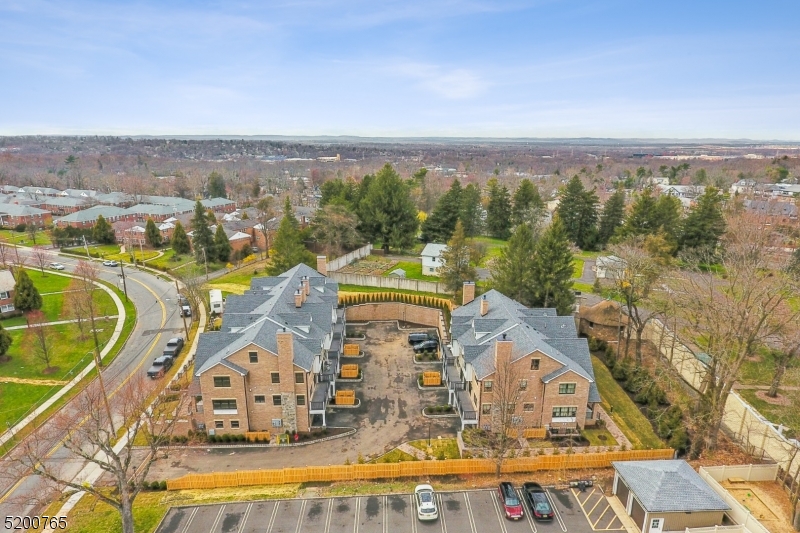 Downtown Summit - Residential