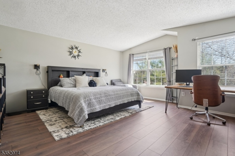 Rose Arbor - Residential