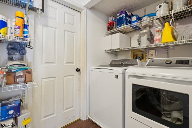 Rose Arbor - Residential