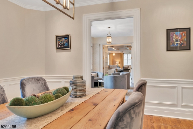 OLD SHORT HILLS - Residential